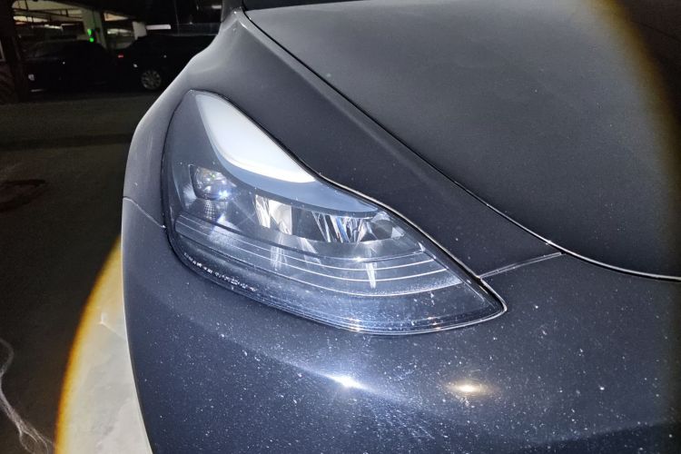 特斯拉 Model Y 2022款 改款 后轮驱动版车身外观8