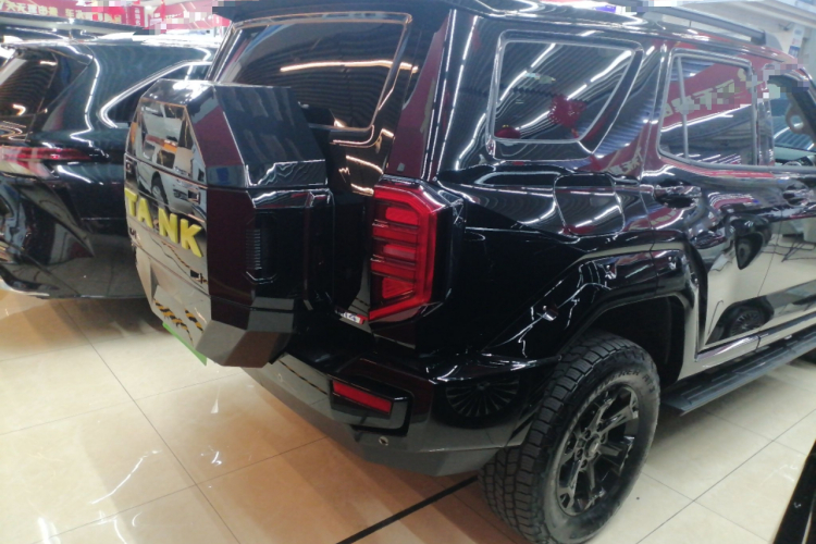 坦克400新能源 2024款 Hi4-T 越野版车身外观7