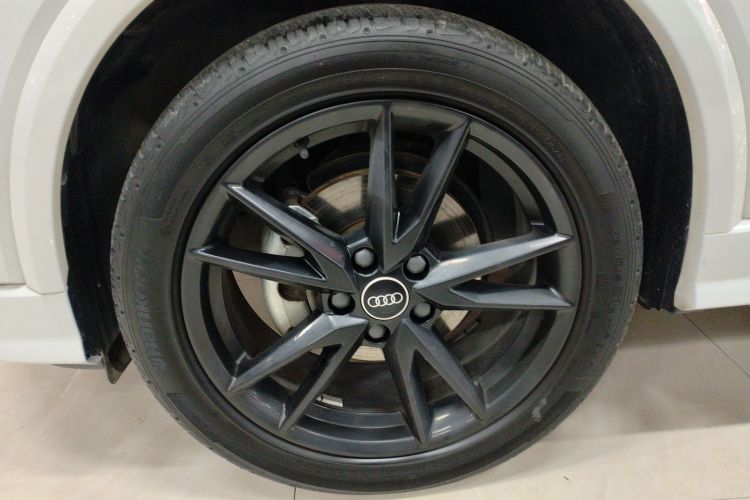 奥迪Q2L 2022款 35 TFSI 进取动感型车身外观6007