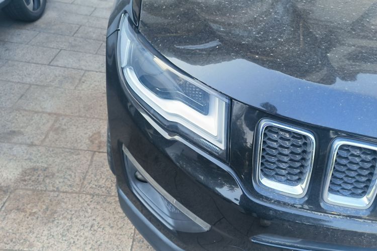 Jeep 指南者 2017款 200T 自动家享版车身外观8