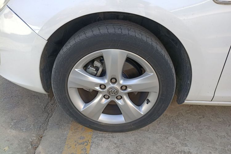 别克 英朗 2014款 XT 1.6T 自动时尚运动版车身外观6007