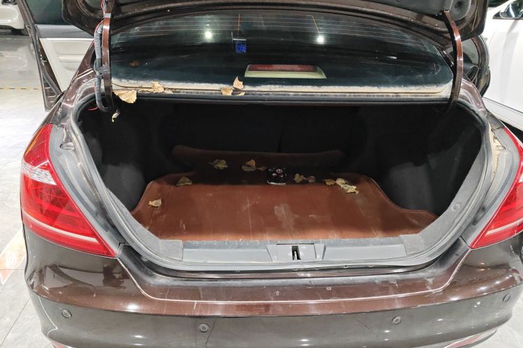 吉利汽车 帝豪 2014款 三厢 1.5L CVT精英型局部细节23