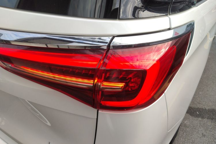 别克GL8 2020款 ES陆尊 653T 舒适型车身外观6006