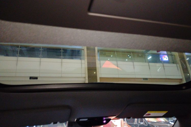 理想汽车 理想L9 2025款 Ultra 智能焕新版中控内饰22