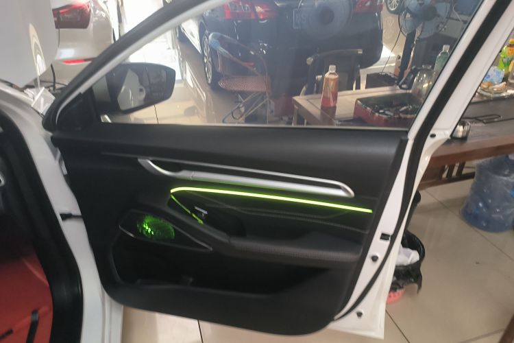 吉利汽车 帝豪 2023款 第4代冠军版 1.5L CVT豪华型中控内饰42