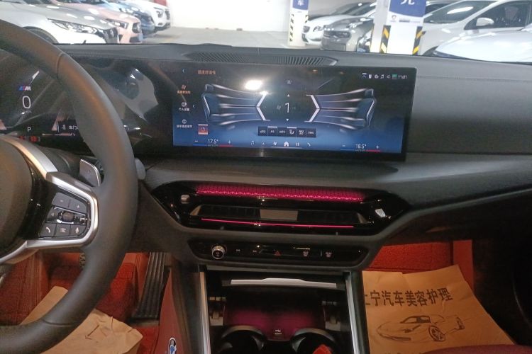 宝马3系 2025款 325Li M运动套装中控内饰16