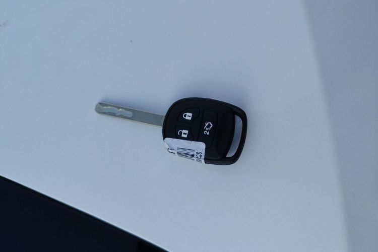 长安 逸动 2025款 PLUS 1.5L 手动豪华版中控内饰11