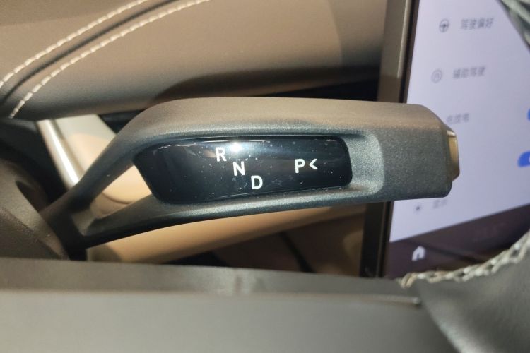 小米汽车 小米SU7 2024款 后驱超长续航高阶智驾Pro版中控内饰18