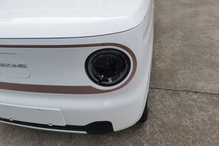 吉利银河 2024款 熊猫mini 200km 耐力熊局部细节36