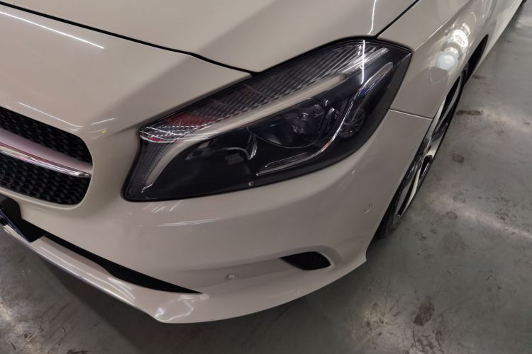 奔驰A级(进口) 2018款 A 200 时尚型局部细节36