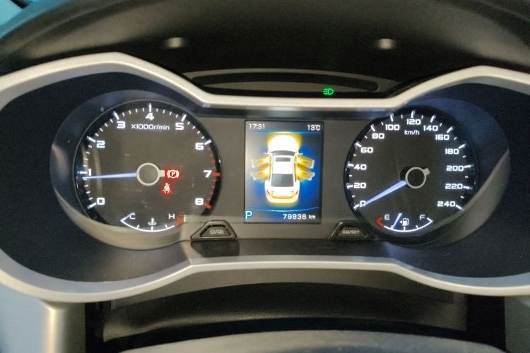 吉利汽车 帝豪GL 2017款 1.3T DCT尊贵型中控内饰14