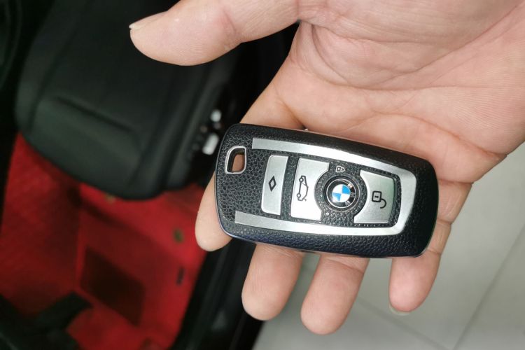 宝马3系 2017款 320Li 时尚型中控内饰11