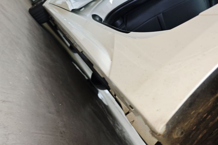 丰田 雷凌 2023款 185T CVT豪华版局部细节9002