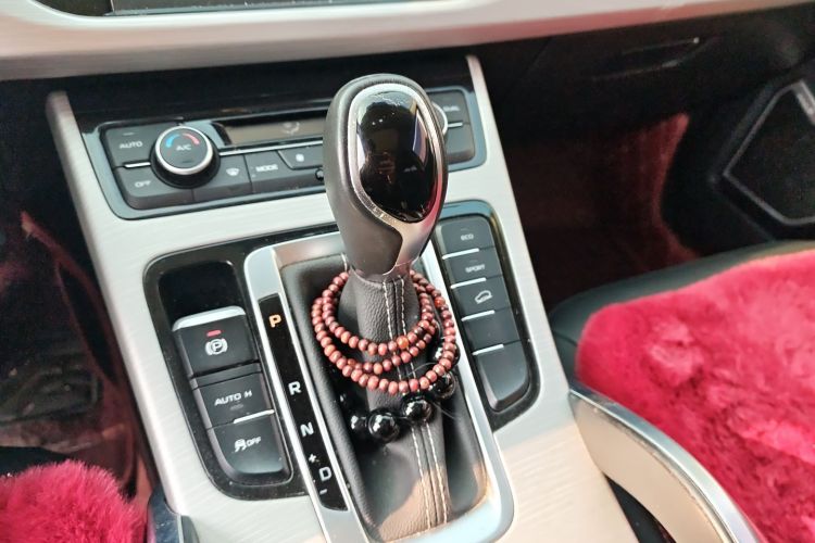 吉利汽车 博越 2018款 1.8TD 自动两驱智联型4G互联版中控内饰18