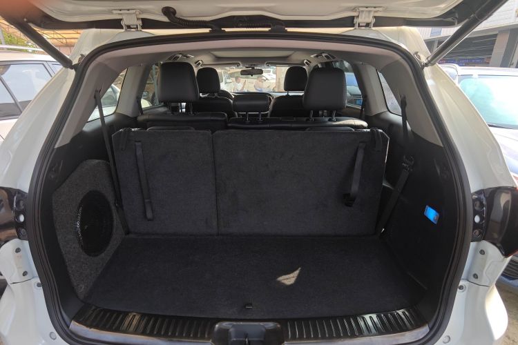 丰田 汉兰达 2015款 2.0T 四驱豪华版 7座机舱底盘23