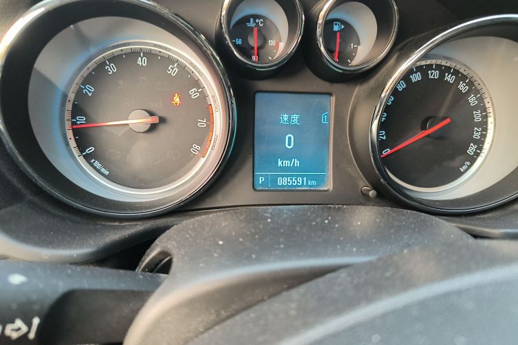 别克 君威 2015款 1.6T 领先技术型中控内饰15