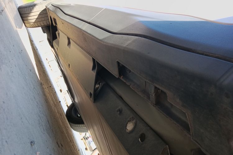 哪吒汽车 哪吒U 2021款 Pro 400 巡航版局部细节9002