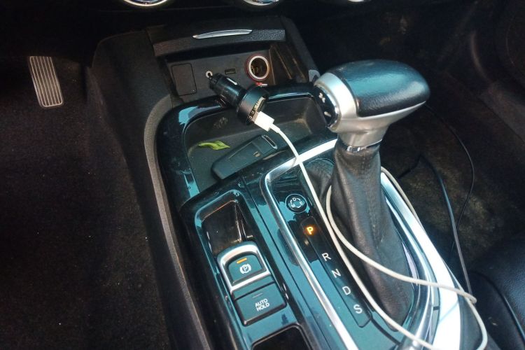 广汽传祺 传祺GA6 2016款 235T DCT精英版中控内饰18