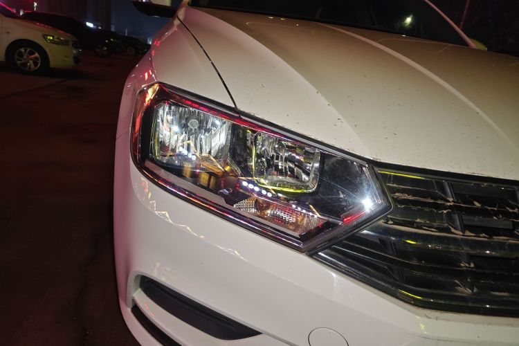 大众 2019款 改款 宝来·传奇 1.5L 手动时尚型 国VI车身外观8