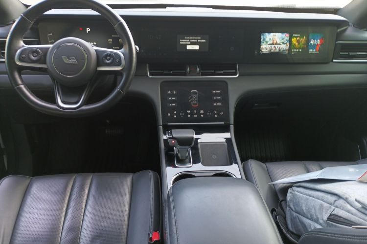 理想汽车 理想ONE 2020款 增程6座版中控内饰7002