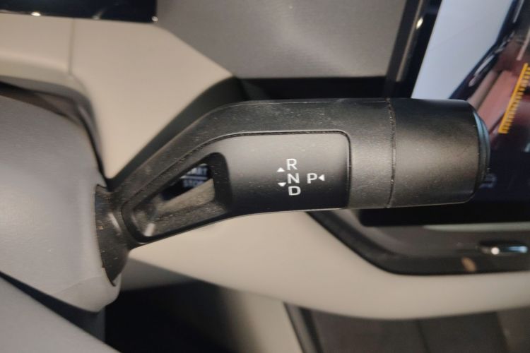 领克06 EM-P 2023款 EM-P 126长续航Pro中控内饰18