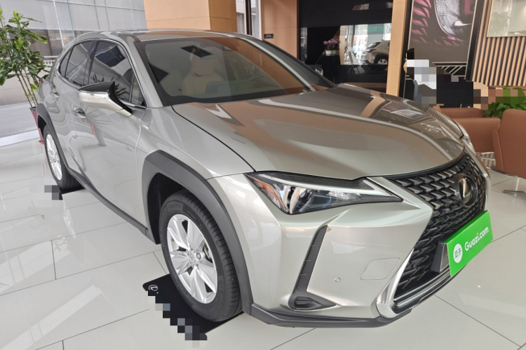 雷克萨斯UX 2022款 260h 探·趣版车身外观6002