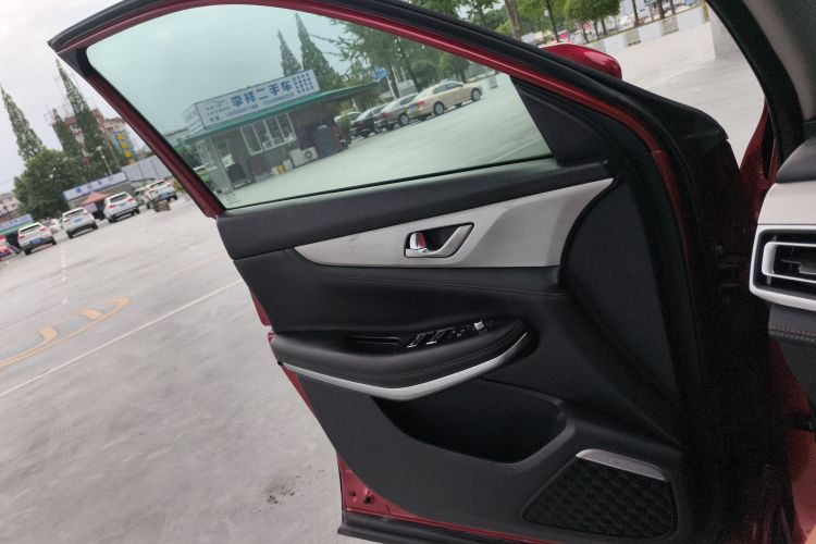 长安CS75 2020款 280T 自动雅智型 国VI中控内饰47