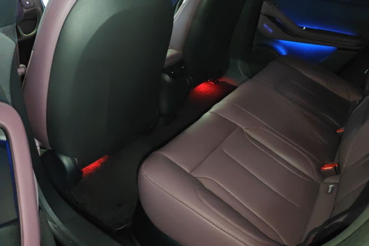 蔚来ET5 2022款 75kWh中控内饰21