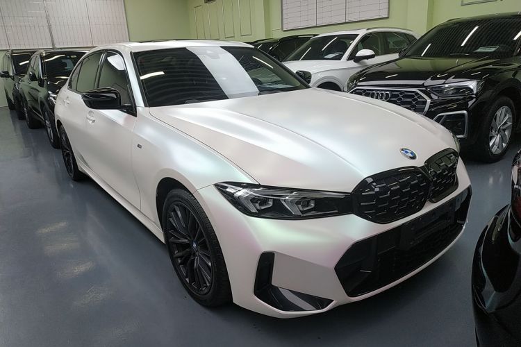 宝马3系 2023款 325Li M运动曜夜套装车身外观3