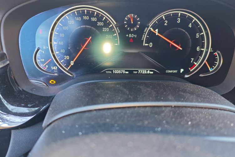 宝马5系 2018款 525Li M运动套装中控内饰15