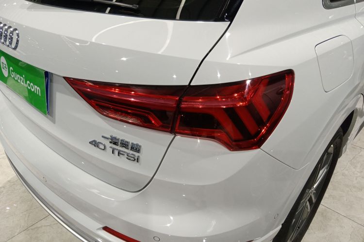 奥迪Q3 2022款 40 TFSI 时尚动感型车身外观6006