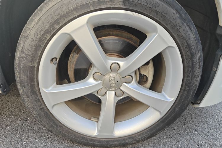 奥迪A3 2014款 Limousine 35 TFSI 自动舒适型车身外观10