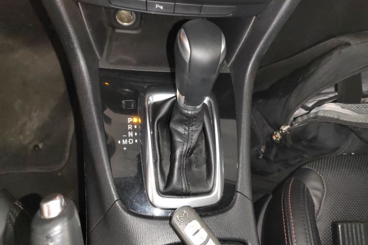 马自达 阿特兹 2015款 2.0L 蓝天时尚版局部细节18