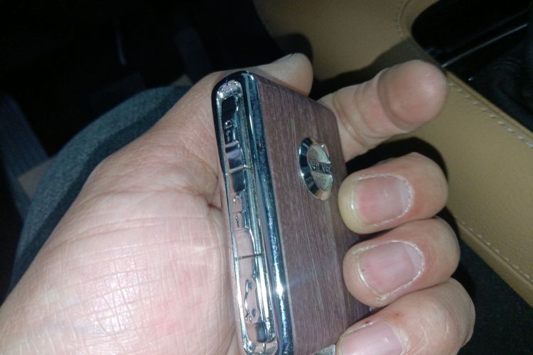 沃尔沃XC90 2017款 T6 智逸版 7座中控内饰11