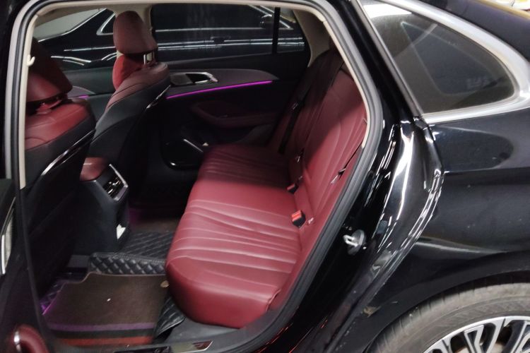 红旗H5 2023款 2.0T 自动智联旗畅版中控内饰21