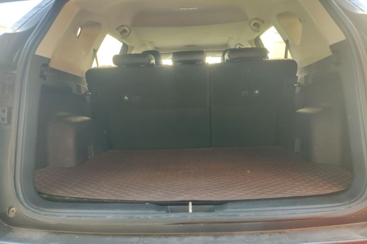 比亚迪 宋 2020款 经典版 1.5T 自动精英型机舱底盘23