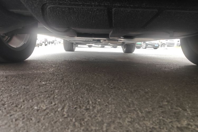 大众 揽巡 2024款 330TSI 豪华巡逸版局部细节9008