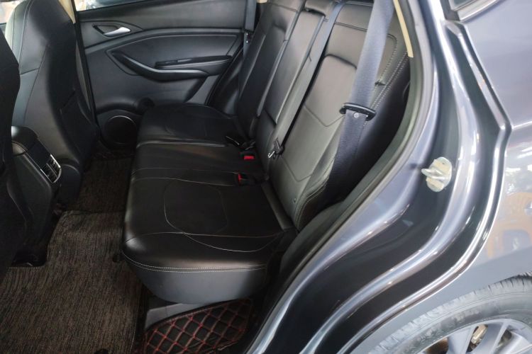 比亚迪 宋 2020款 经典版 1.5T 自动精英型中控内饰7004