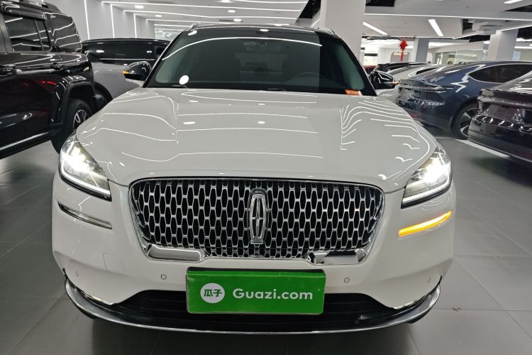 林肯 冒险家 2022款 2.0T 两驱尊雅版车身外观2