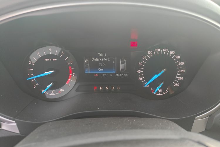 福特 蒙迪欧 2013款 1.5L GTDi180时尚型中控内饰14