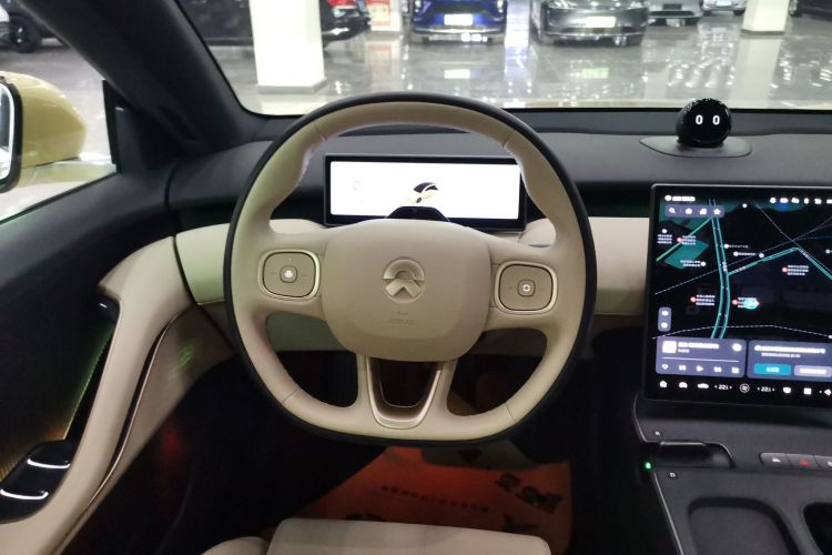 蔚来ET5 2024款 75kWh中控内饰13