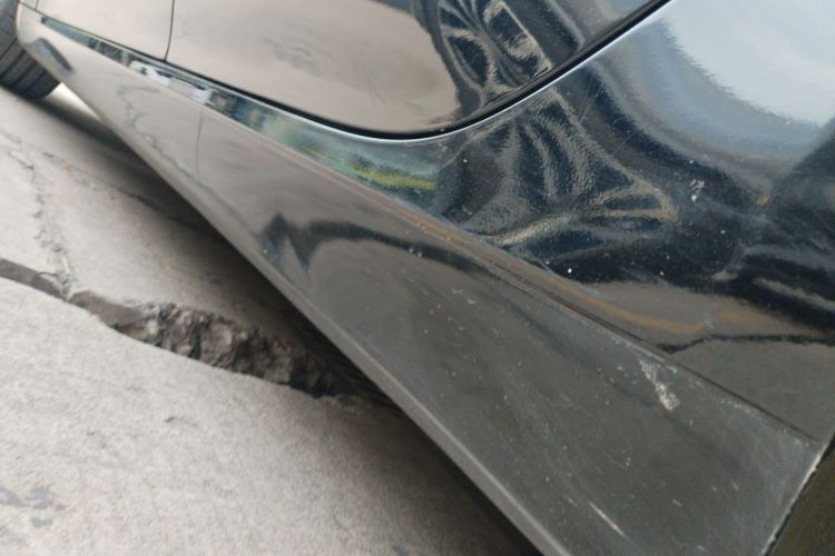 特斯拉 Model 3 2021款 改款二 Performance高性能全轮驱动版局部细节9002