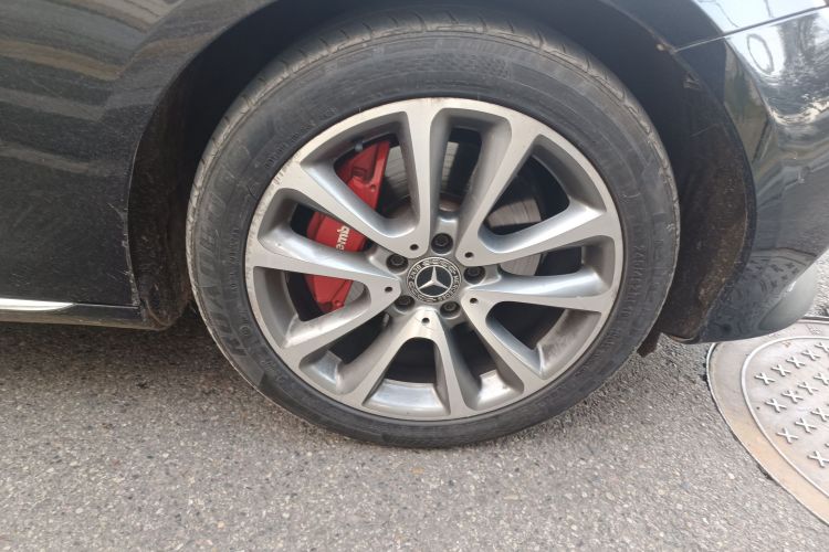 奔驰E级 2016款 E 300 L 时尚型车身外观10