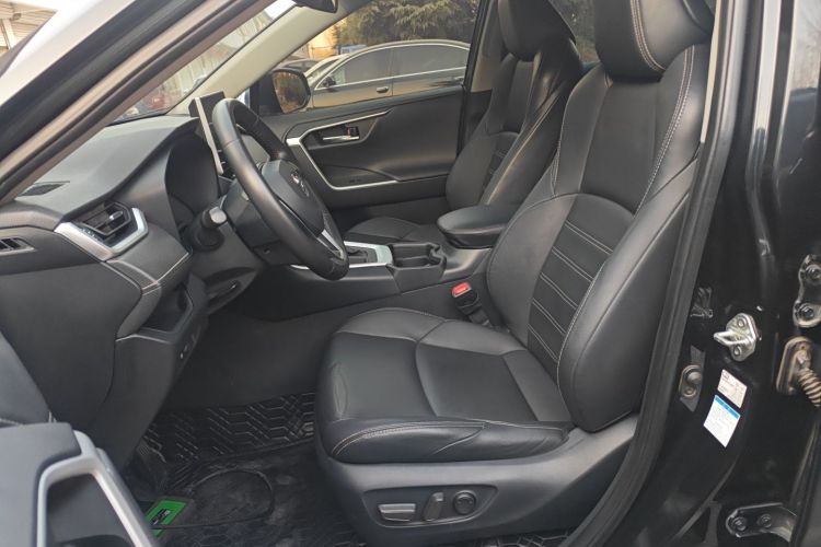 丰田 威兰达 2022款 2.0L CVT四驱豪华PLUS版中控内饰19