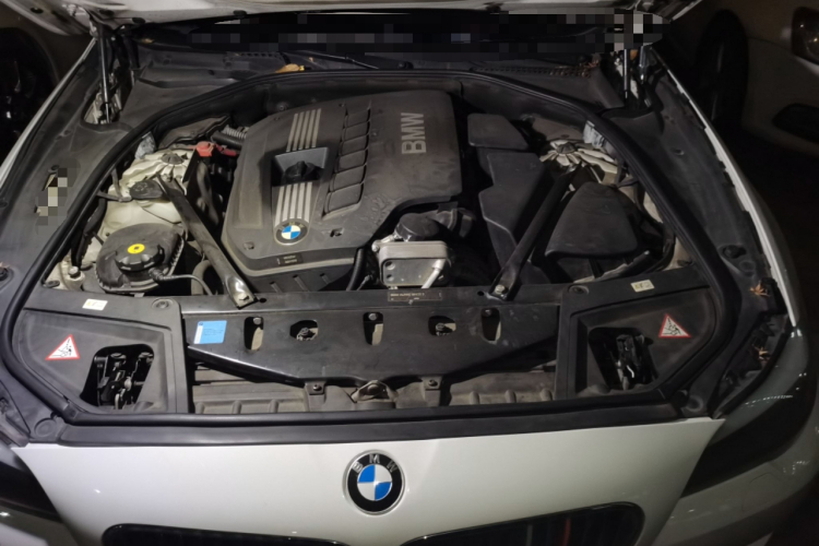 宝马5系 2011款 523Li 豪华型局部细节24