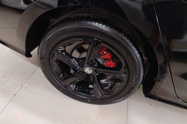 名爵 MG5天蝎座 2022款 1.5T Trophy运动豪享版车身外观6008