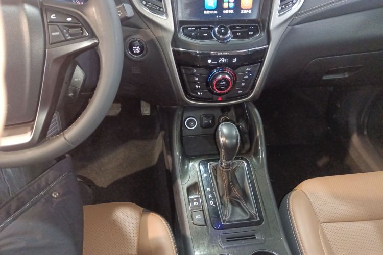 长安CS75 2017款 尚酷版 1.5T 自动锋享型中控内饰16