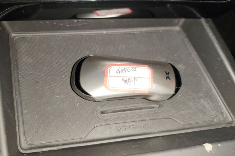 小鹏G3 2022款 G3i 460N+中控内饰11