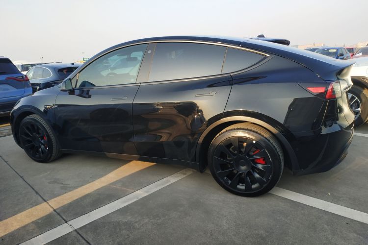 特斯拉 Model Y 2021款 标准续航后驱版车身外观6003