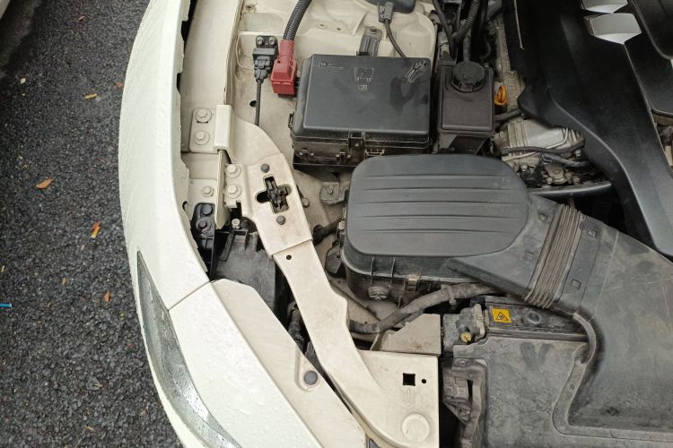 玛莎拉蒂 Ghibli 2014款 3.0T 标准版局部细节9006